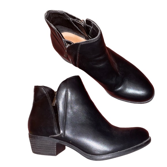 Lucky Brand Shoes - LUCKY BRAND Brenon Black Leather Ankle Booties Boots Size 8 NEW